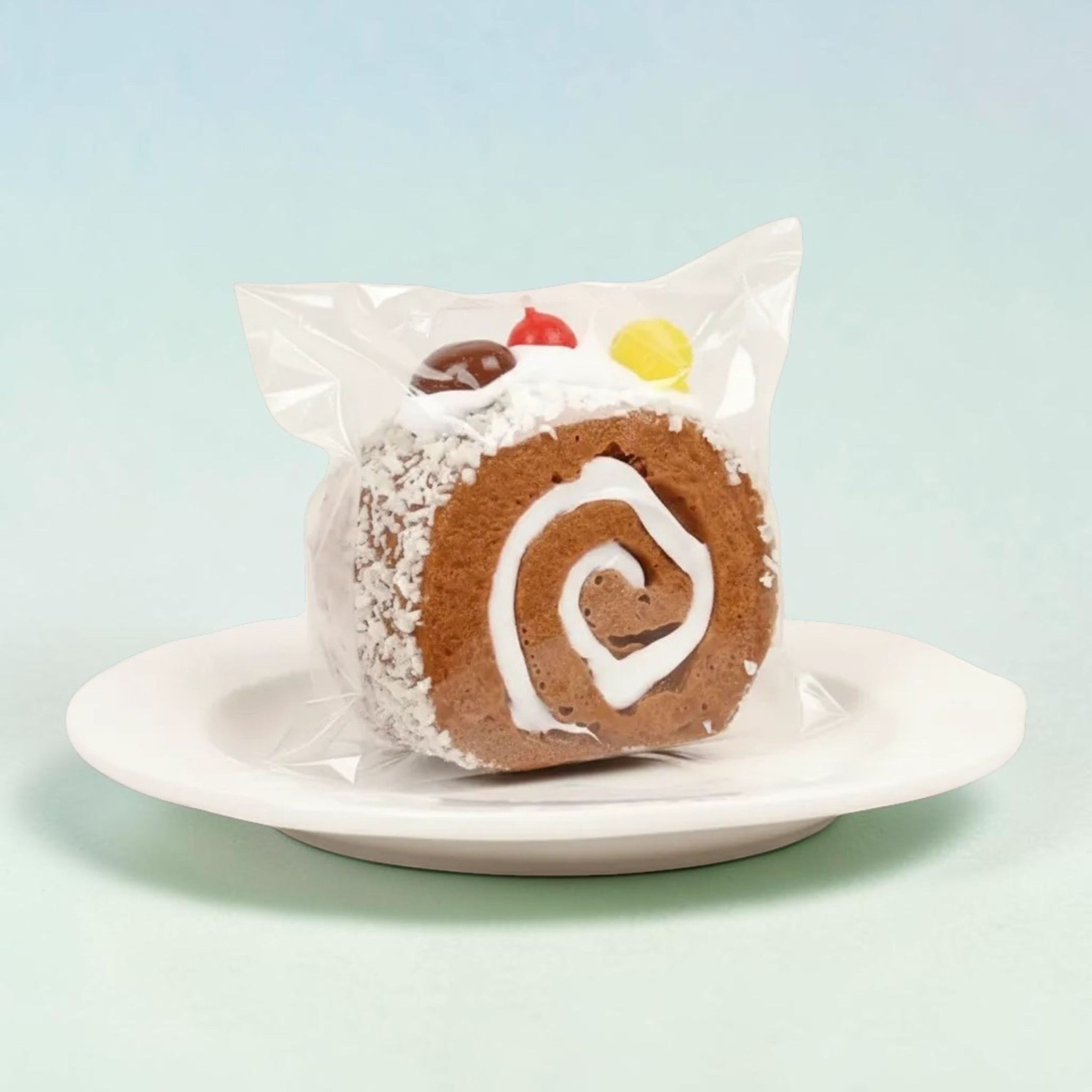 Faux Swiss Roll Cake Decor – Kawaii Mini Dessert Desk Accent