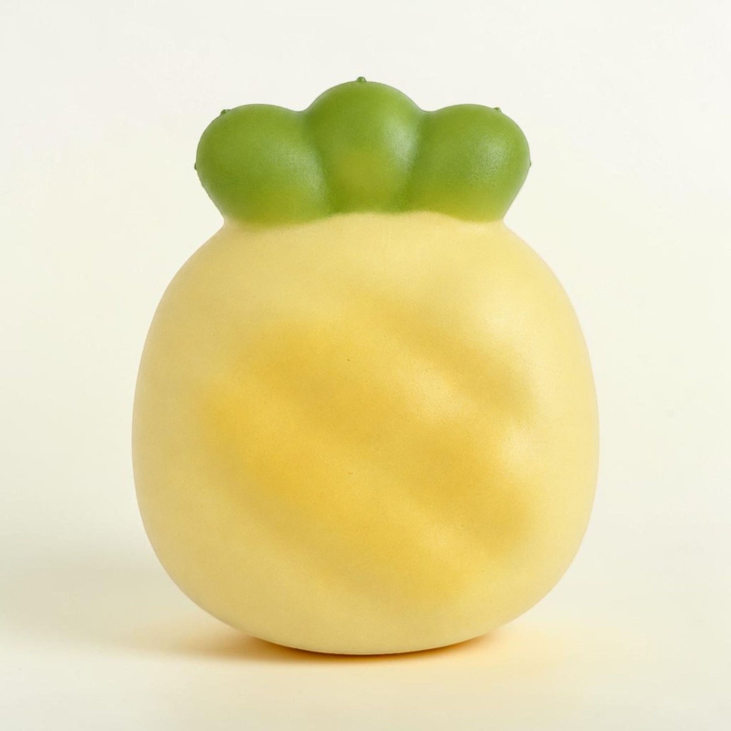 Pineapple Slow-Rising Squishy – Cute Desk Accessory